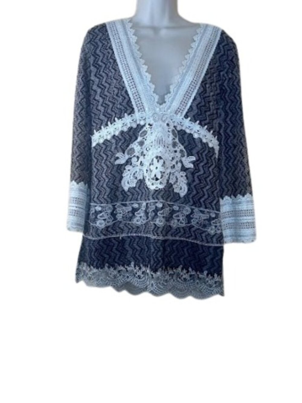 Passion Concept Womens Zig Zag Patterned Blouse Crochet Lace Bead Embellished L
